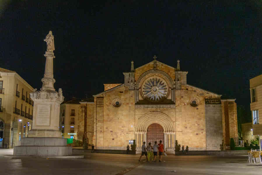 Ávila 053 - iglesia de San Pedro.jpg